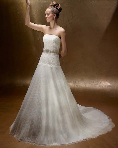 Svadobné šaty - Model 98470