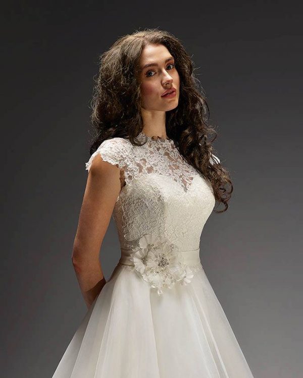 Svadobné šaty - Model 11861