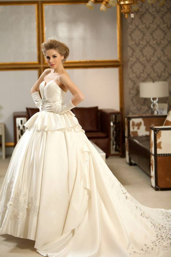 Svadobné šaty – Model 5020