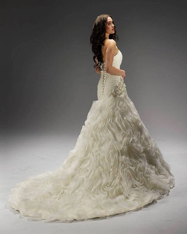 Svadobné šaty - Model 11373
