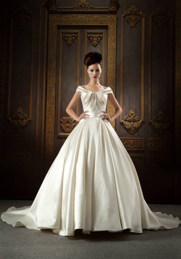 Svadobné šaty - Model E5300